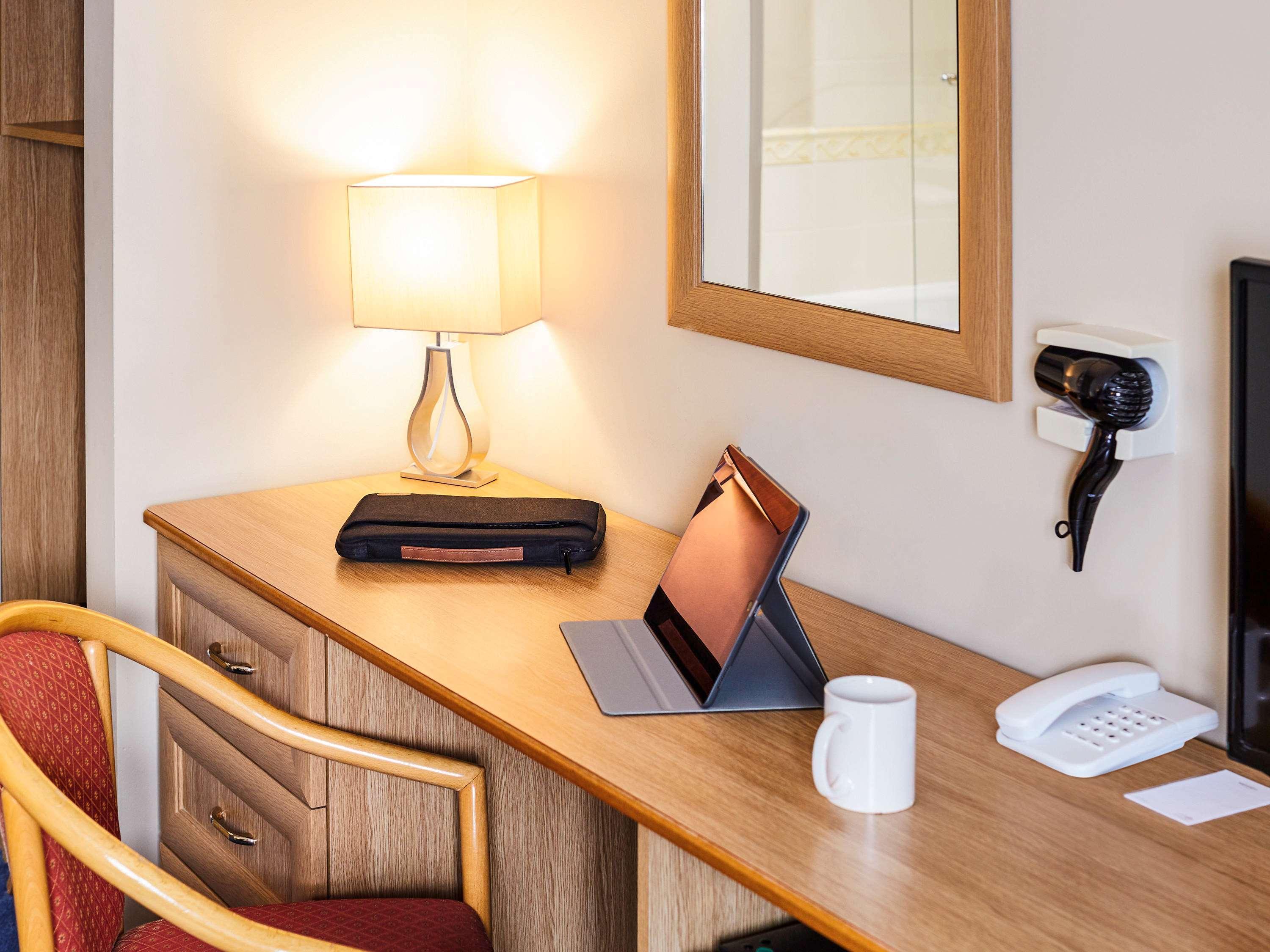 Mercure Newbury West Grange Hotel Thatcham Kültér fotó